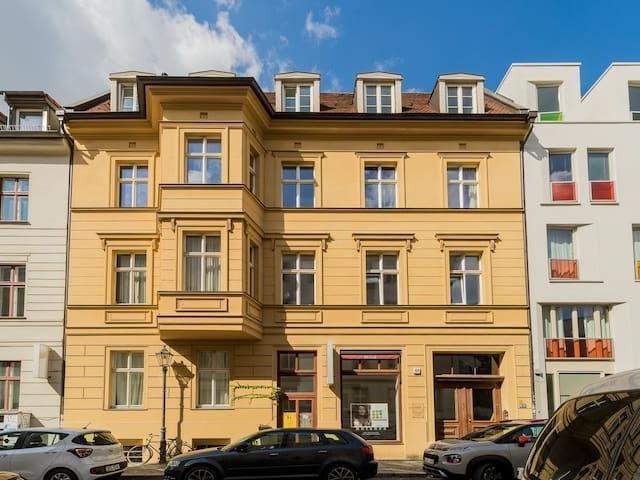 Beautiful home in Mitte, Berlin Amsterdam Apartments for Rent