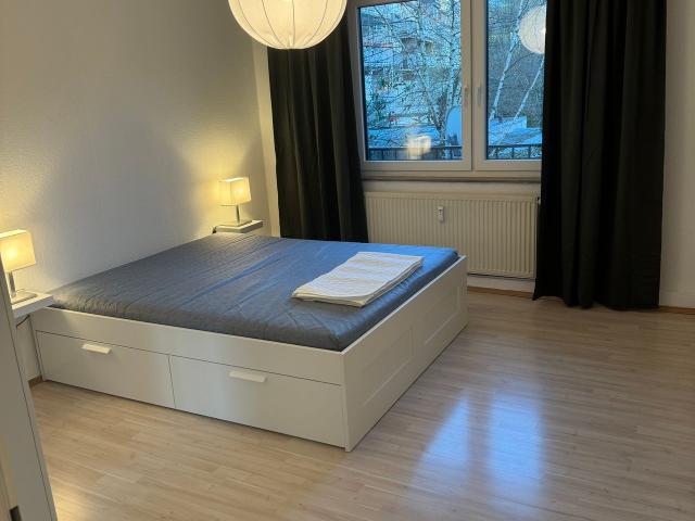 Beautiful home in Neustadt, Bremen Amsterdam Apartments for Rent
