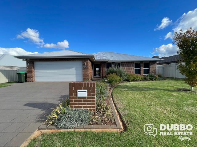 BEAUTIFUL HOME IN OUTLOOK ESTATE