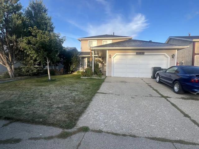 Beautiful Home in quiet crescent!