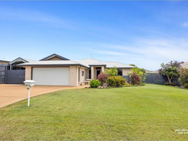 Beautiful Home, Shed & Room To Entertain.
