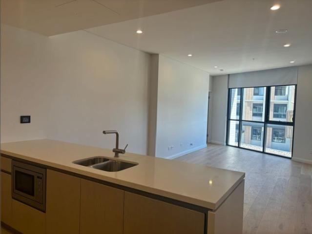 Beautiful, Handy location in Tallawong village