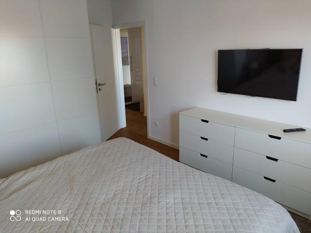 Beautiful, high quality furnished 4 room apartment in Hanover, Hannover Amsterdam Apartments for Rent
