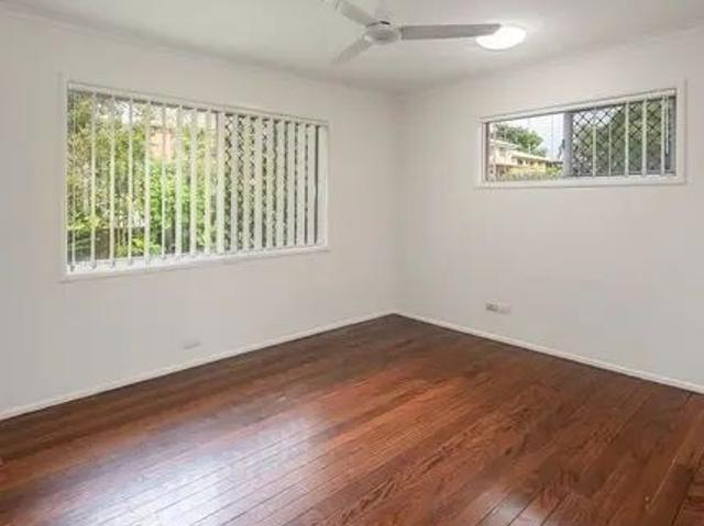 BEAUTIFUL HIGH SET HOME IN WISHART
