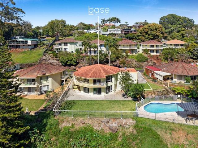 Beautiful Ocean Views, Peaceful Surrounds