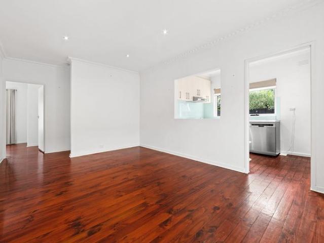 Beautiful low maintenance living!