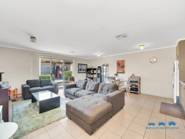 Beautiful Low Maintenance 3 Bedroom Home