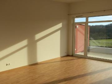 Beautiful loft 2BR Böblingen, 10 min Panzer, 15 min Patch, Fantastic view