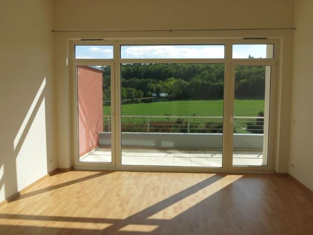 Beautiful loft 2BR Böblingen, 10 min Panzer, 15 min Patch, Fantastic view