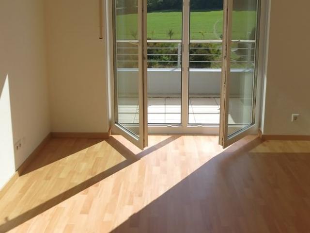 Beautiful loft 2BR Böblingen, 10 min Panzer, 15 min Patch, Fantastic view