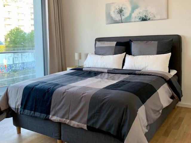 Beautiful loft at Spree canal, Berlin Amsterdam Apartments for Rent