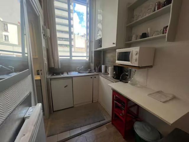 Beautiful loft in quiet street, Paris Amsterdam Apartments for Rent