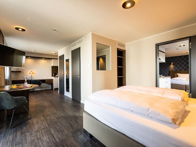 Beautiful loft located in München, Munchen Amsterdam Apartments for Rent