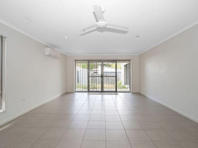BEAUTIFUL LANEWAY HOUSE IN ANDERGROVE
