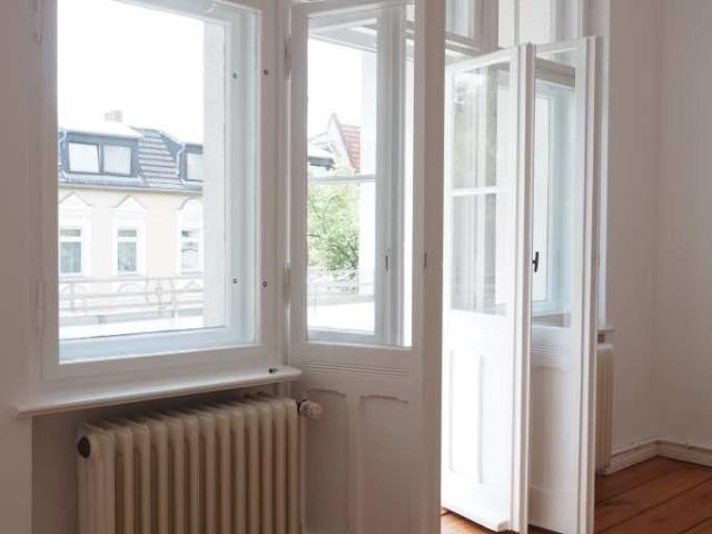Beautiful lightflooded apartment in Tegel with balcony All Inclusive, Berlin Amsterdam Apartments for Rent