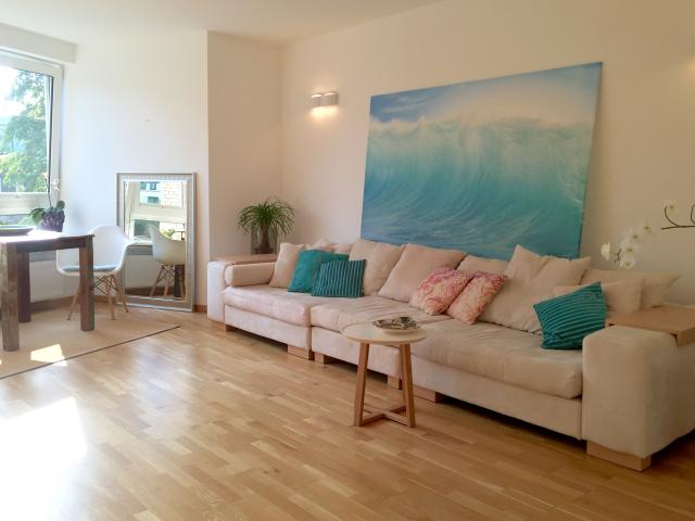 Beautiful, modern apartment conveniently located in the heart of Hamburg, close to the Alster