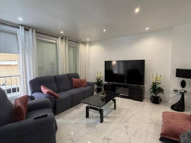 Beautiful modern apartment for rent in Torrevieja