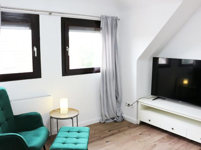 Beautiful, modern flat in Stuttgart Feuerbach, Stuttgart Amsterdam Apartments for Rent