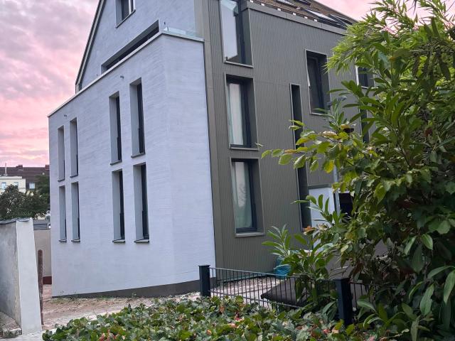 Beautiful, modern house in Düsseldorf, Dusseldorf Amsterdam Apartments for Rent