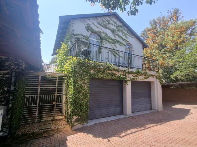 Beautiful, Modern House To Rent in Garsfontein, Pretoria