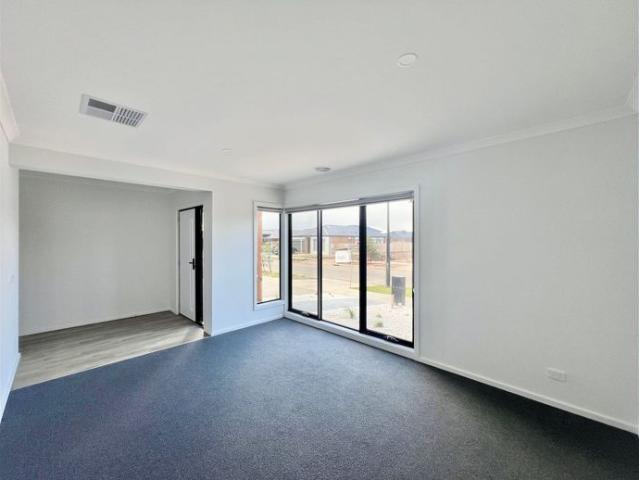 Beautiful, modern living
