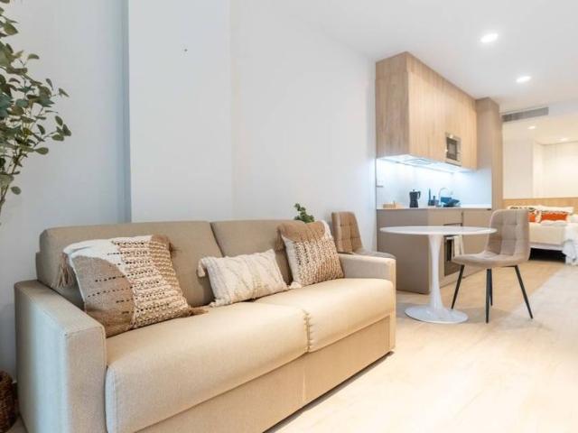 Beautiful modern studio apartment for long term rental in Torrevieja