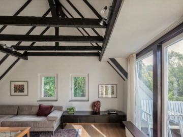 Beautiful, modern studio, Dortmund Amsterdam Apartments for Rent