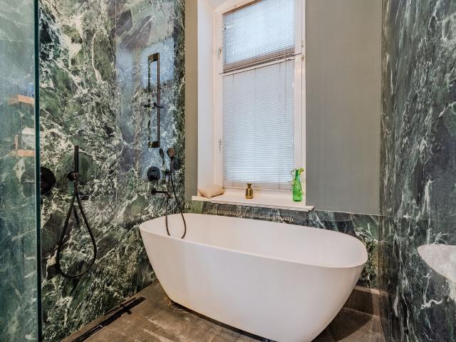 Beautiful & modern studio in Friedenau, Berlin Amsterdam Apartments for Rent