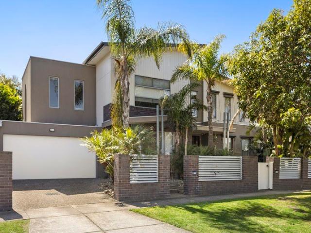 Beautiful Modern Spaces, Beach & Village Lifestyle