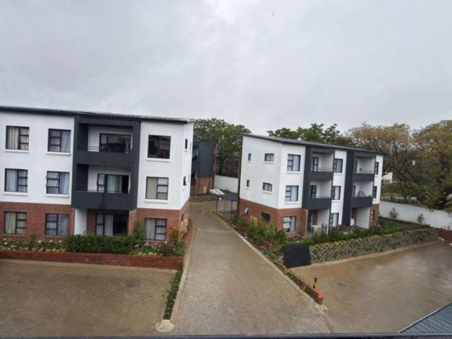 Beautiful Modern Two Bedroom Apartment in a Sought After Estate