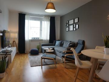 Beautiful modern 3 rooms fully furnished & equipped apartment in Friedrichsfelde