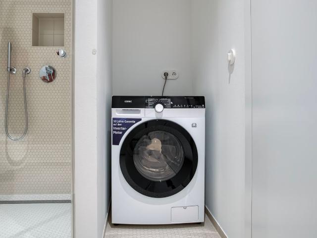 Beautiful Mitte 1BR nr Oranienburger Tor, Berlin Amsterdam Apartments for Rent