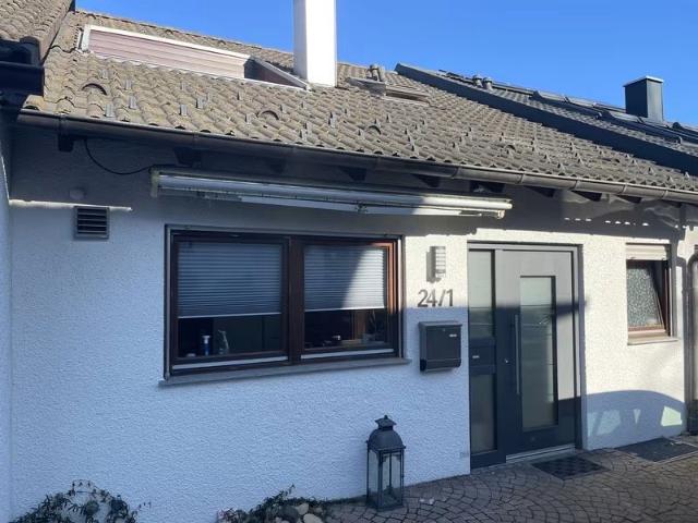 Beautiful mid terrace townhouse with built in AIR CONDITIONING in Filderstadt