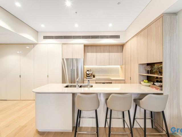 Beautiful North Facing, Garden Apartment