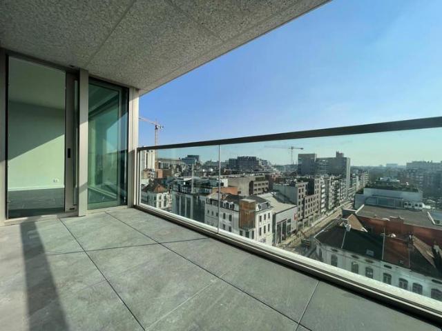 Beautiful new build apartment with panoramic view