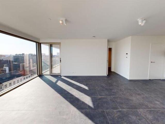 Beautiful new build apartment with panoramic view
