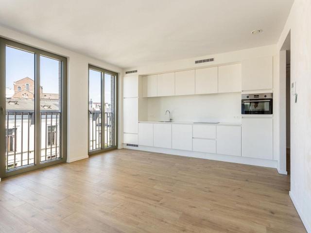 Beautiful new build apartment with 2 bedrooms and a terrace