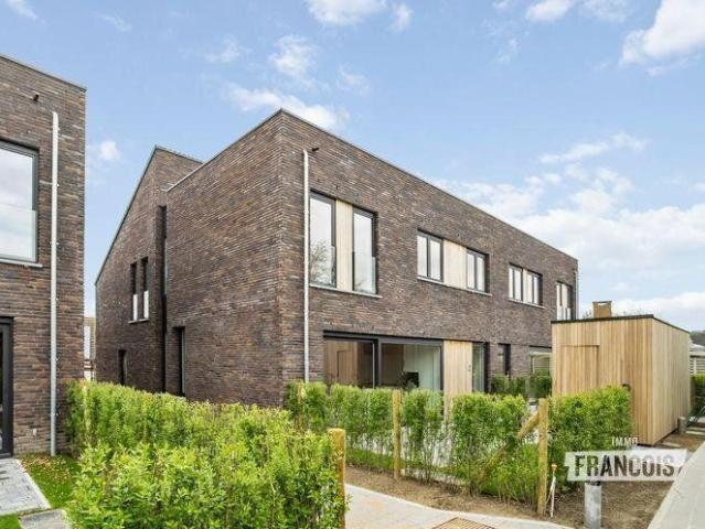 Beautiful new build home in Westouter