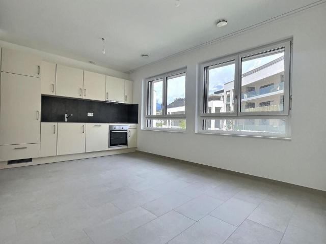 Beautiful new studio with parking space in the garage for rent Sion