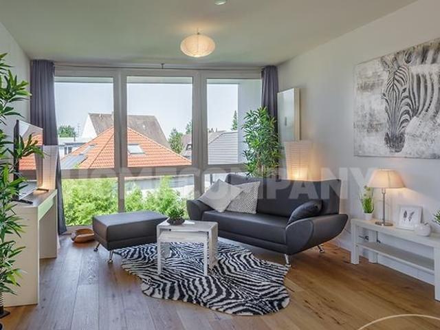 Beautiful, newly furnished 2 room maisonette apartment with amazing roof terrace in Moosach