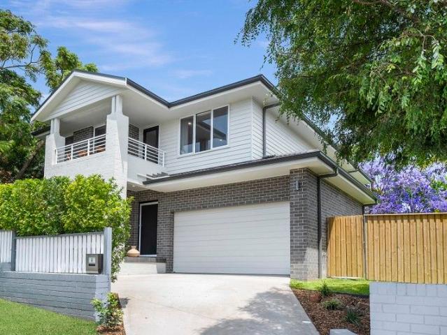Beautiful near new home for deluxe entertaining