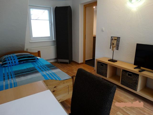 Beautiful, nice suite located in Stuttgart, Stuttgart Amsterdam Apartments for Rent