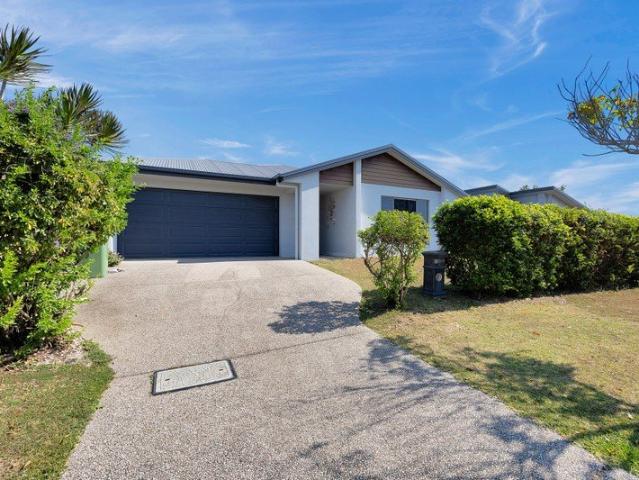 BEAUTIFUL SOUGHT OUT SUBURB OF OORALEA
