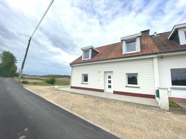 Beautiful semi detached house located in a rural setting.