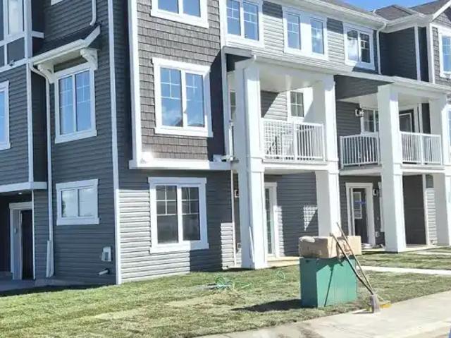Beautiful Sherwood Park 3 bedroom plus den townhouse for rent