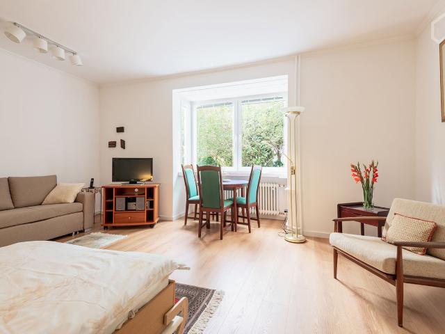 Beautiful, silent apartment in Berlin Zehlendorf, Berlin Amsterdam Apartments for Rent