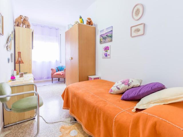 Beautiful single bedroom in Sant Andreu Barcelona
