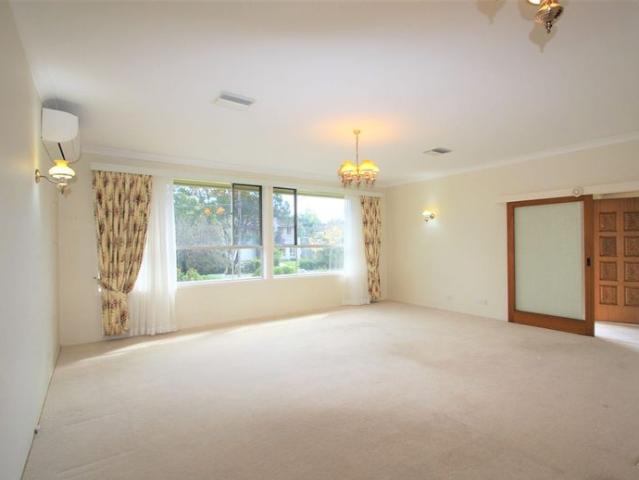 Beautiful, single level house in a peaceful leafy environment with pool. Private Inspection Welcome