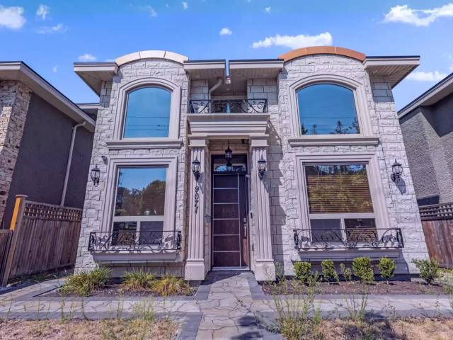 Beautiful Spacious 3 Bedroom House in Richmond! Main House ONLY