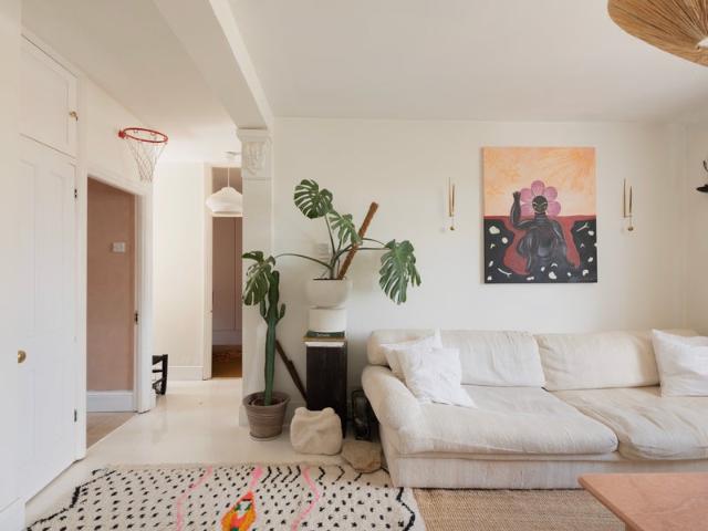 Beautiful, spacious 2 bed flat in London Fields